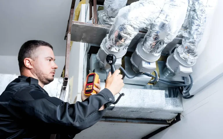 How Do HVAC Contractors Identify Hidden Duct Damage That Reduces Efficiency